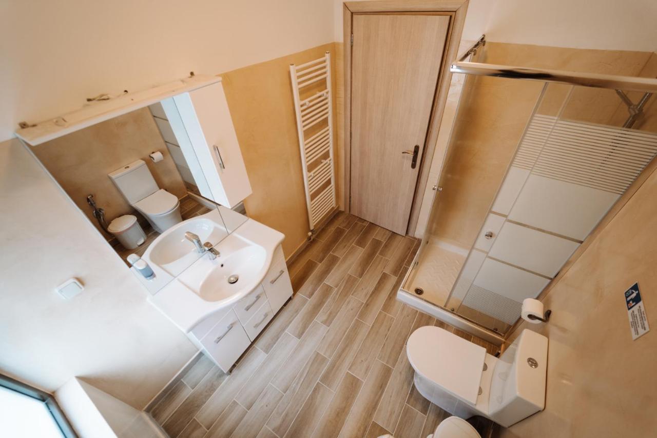 Luxury Apartment In Plaka - Acropolis Athen Eksteriør billede